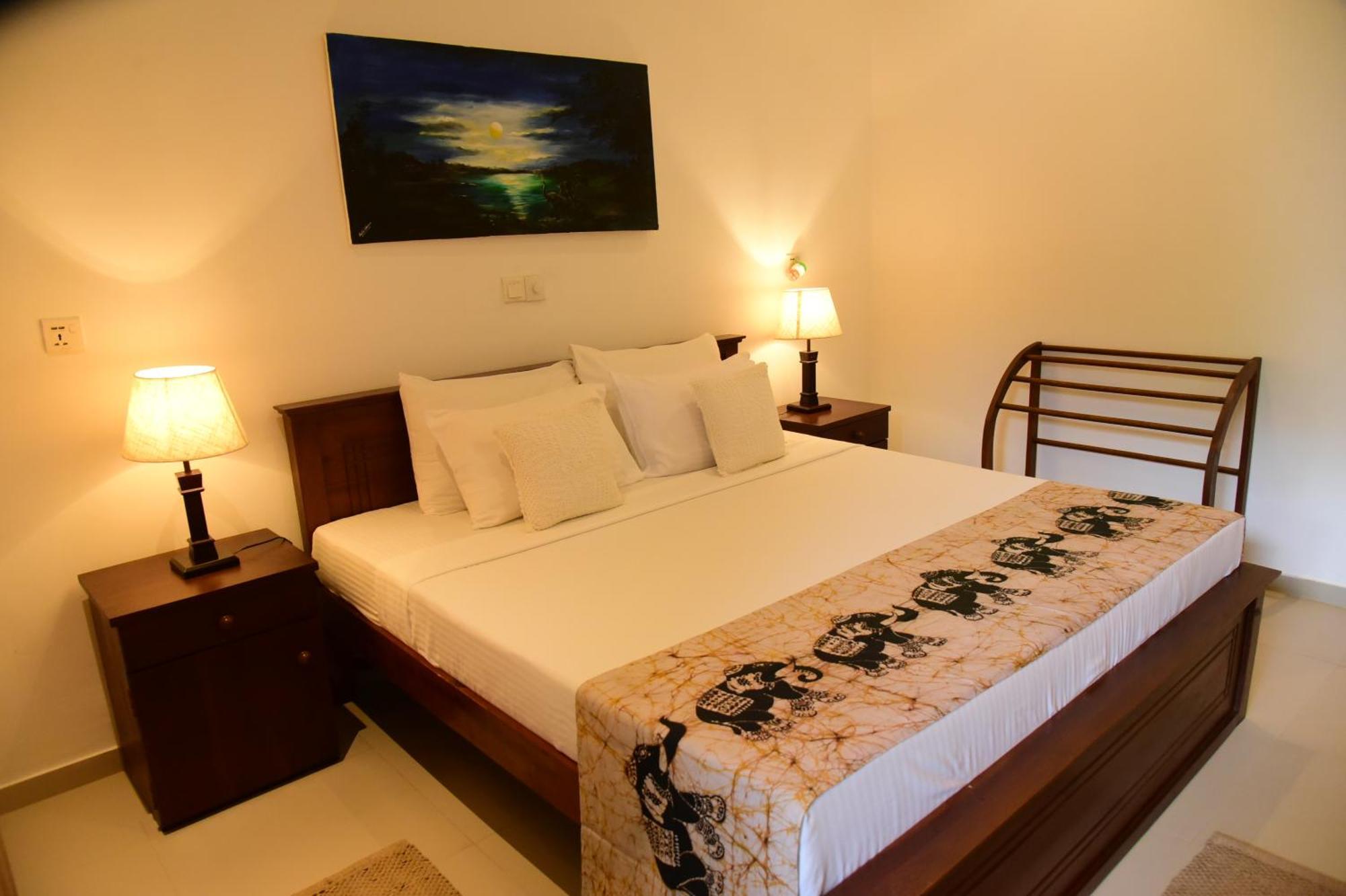 Tranquil Hotel Hikkaduwa Exterior photo