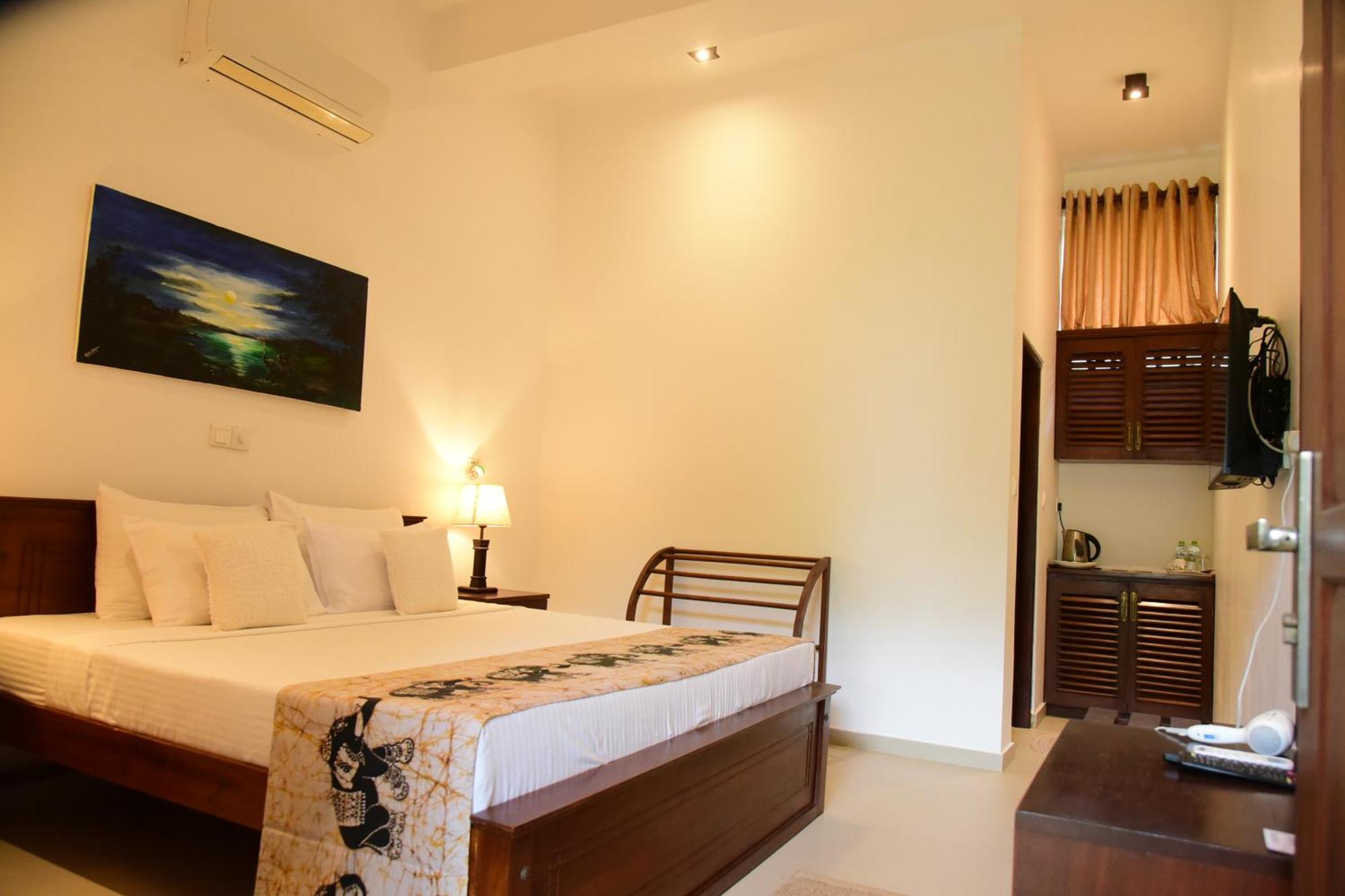 Tranquil Hotel Hikkaduwa Exterior photo
